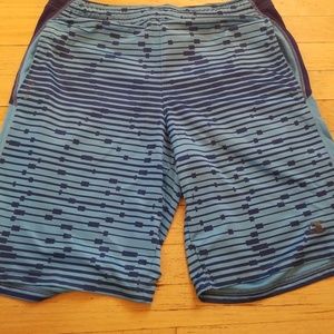 Mens athletic shorts